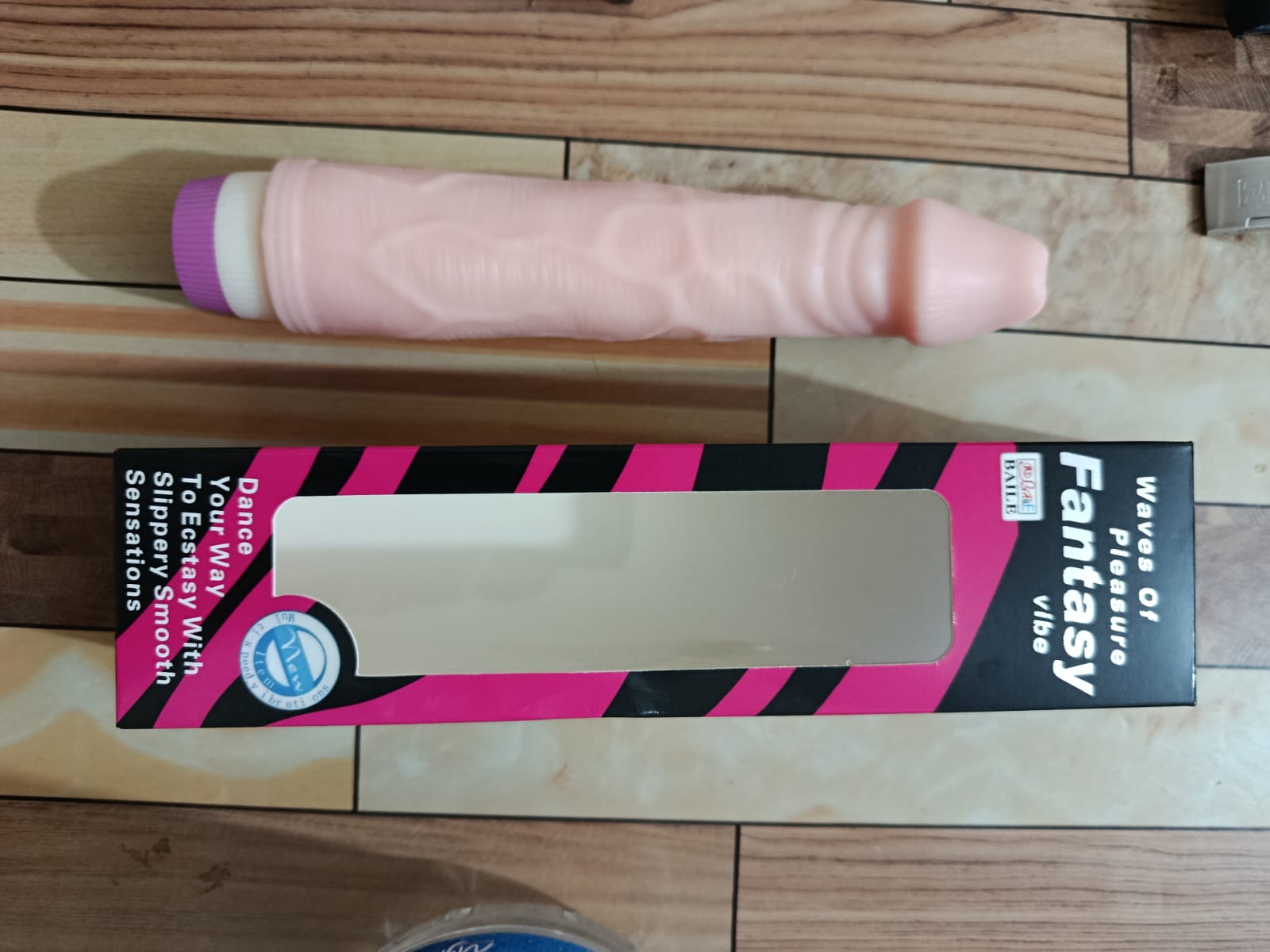 ₀̷₁̷ Remmy Realistic Vribetor Penis Shape Dildo 8 inch - Image 2